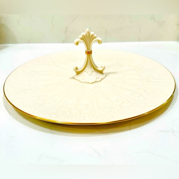 Beautiful !!  Lenox Serving Tray, 1980's. Ivory Color with 24K Gold Trim. - Picture 2 of 5